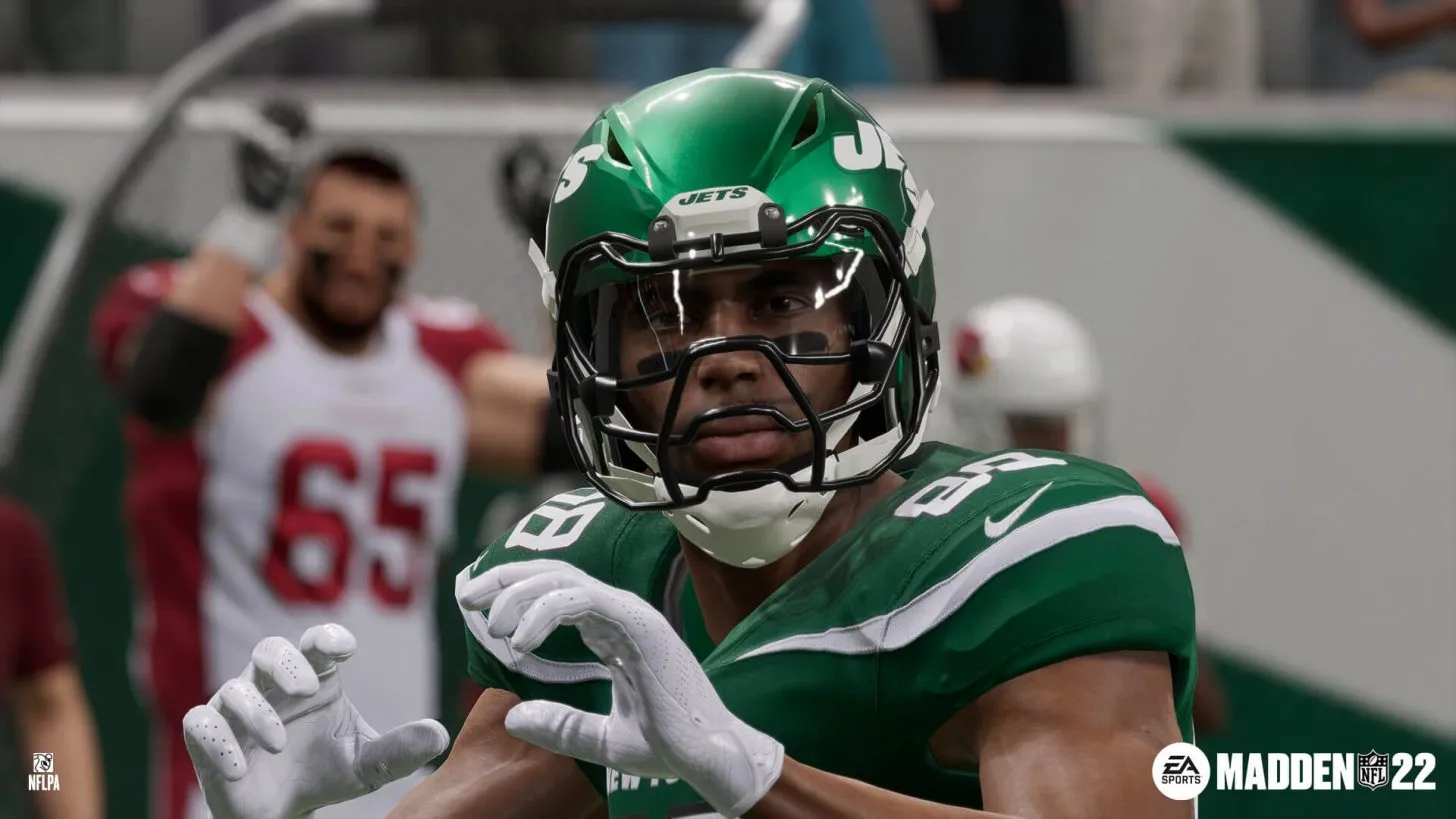 This Mod Makes Madden 22 Look and Play Much BETTER 